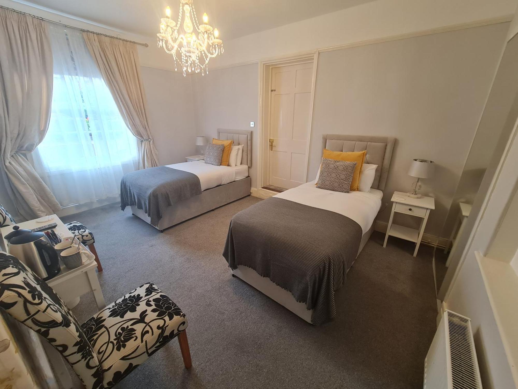 Beaufort Lodge - Central Location & Free Parking Taunton Luaran gambar